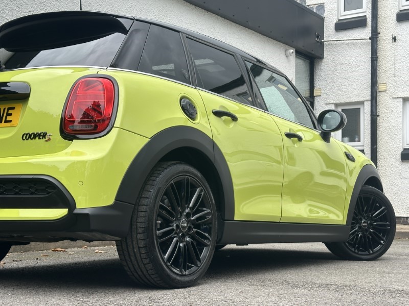 2023 (23) MINI HATCHBACK 2.0 Cooper S Exclusive Premium Plus 5dr Auto 3548081