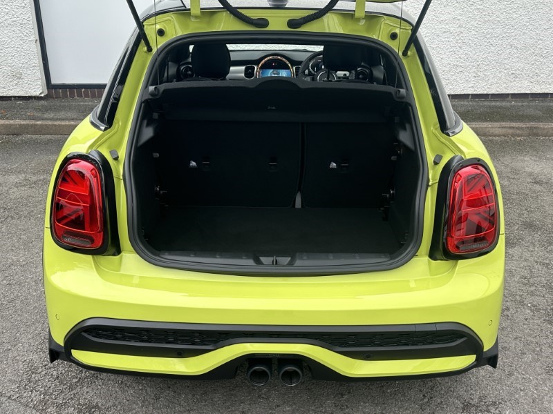 2023 (23) MINI HATCHBACK 2.0 Cooper S Exclusive Premium Plus 5dr Auto 3548046