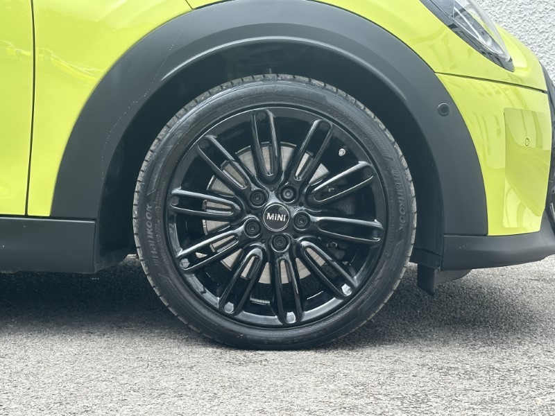 2023 (23) MINI HATCHBACK 2.0 Cooper S Exclusive Premium Plus 5dr Auto 3548076