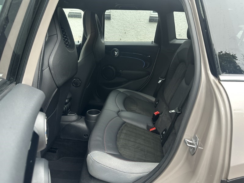 2022 (22) MINI HATCHBACK 1.5 Cooper Sport 5dr Auto 3538676