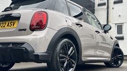2022 (22) MINI HATCHBACK 1.5 Cooper Sport 5dr Auto 3538704