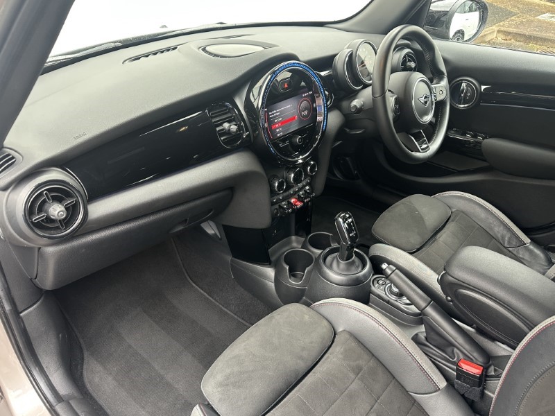 2022 (22) MINI HATCHBACK 1.5 Cooper Sport 5dr Auto 3538678