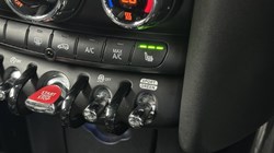 2022 (22) MINI HATCHBACK 1.5 Cooper Sport 5dr Auto 3538696