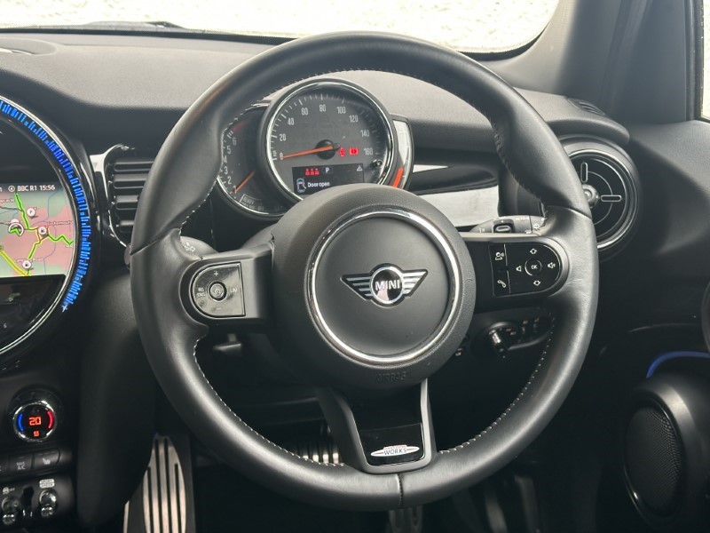 2022 (22) MINI HATCHBACK 1.5 Cooper Sport 5dr Auto 3538683