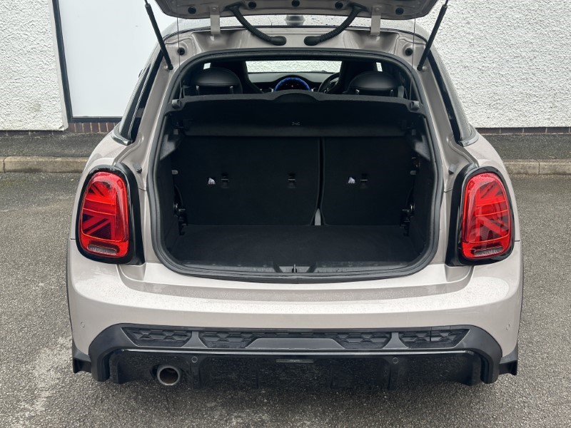 2022 (22) MINI HATCHBACK 1.5 Cooper Sport 5dr Auto 3538674