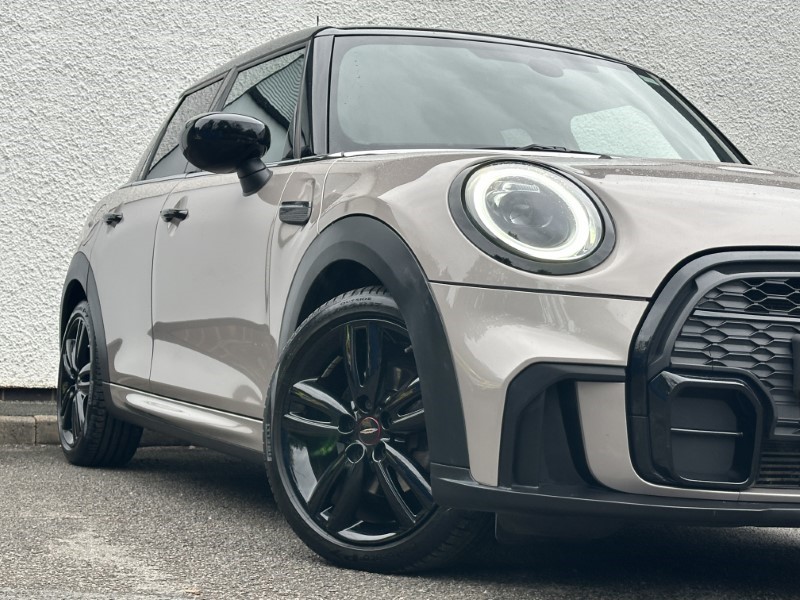 2022 (22) MINI HATCHBACK 1.5 Cooper Sport 5dr Auto 3538710