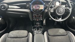2022 (22) MINI HATCHBACK 1.5 Cooper Sport 5dr Auto 3538682
