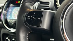 2022 (72) MINI CLUBMAN 1.5 Cooper Shadow Edition 6dr 3568175