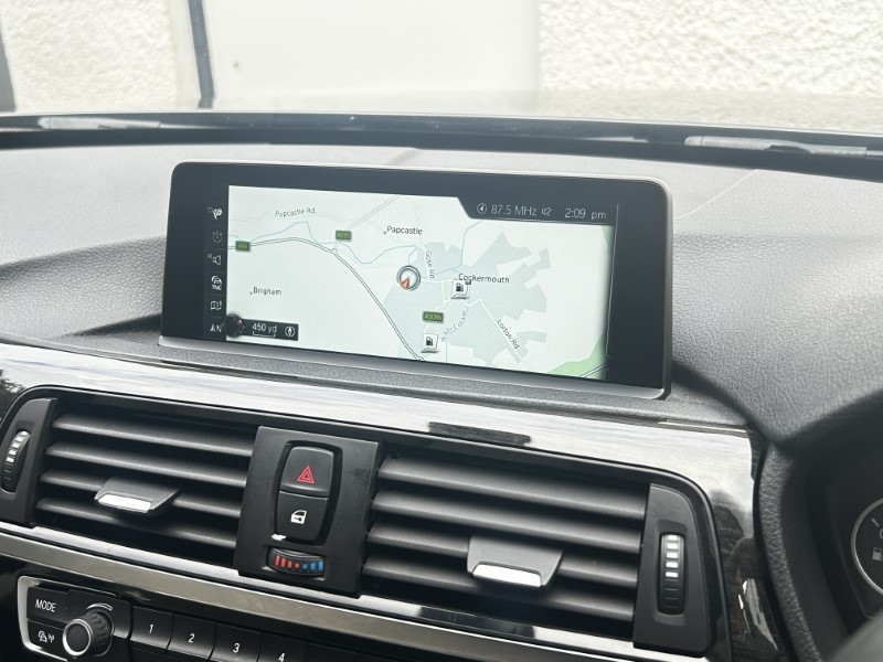 2017 (17) BMW 4 SERIES 420d [190] Luxury 5dr Auto [Professional Media] 3578499