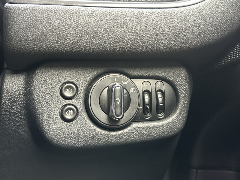 2019 (19) MINI CLUBMAN 1.5 Cooper Classic 6dr 3613288