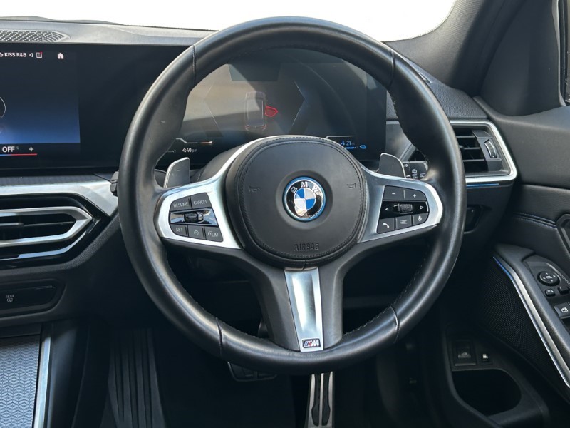 2022 (72) BMW 3 SERIES 330e M Sport 5dr Step Auto 3589901