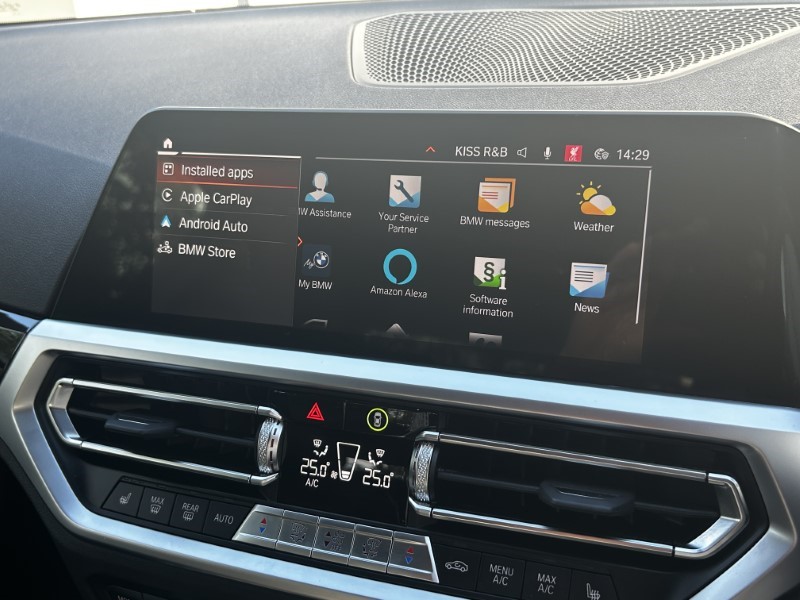 2022 (22) BMW 2 SERIES 220i M Sport 2dr Step Auto 3592890