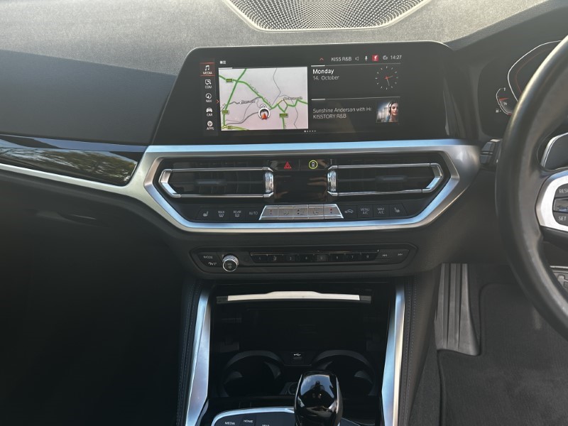 2022 (22) BMW 2 SERIES 220i M Sport 2dr Step Auto 3592871