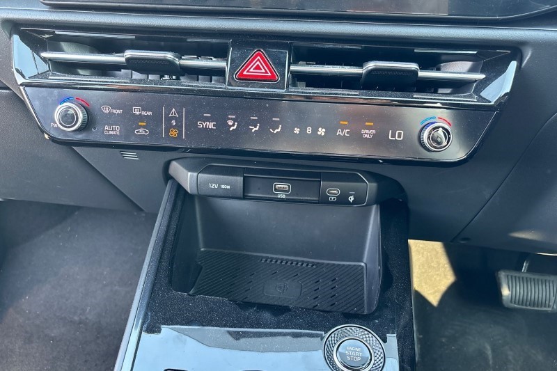 2023 (73) KIA NIRO 1.6 GDi Hybrid 3 5dr DCT 3527786