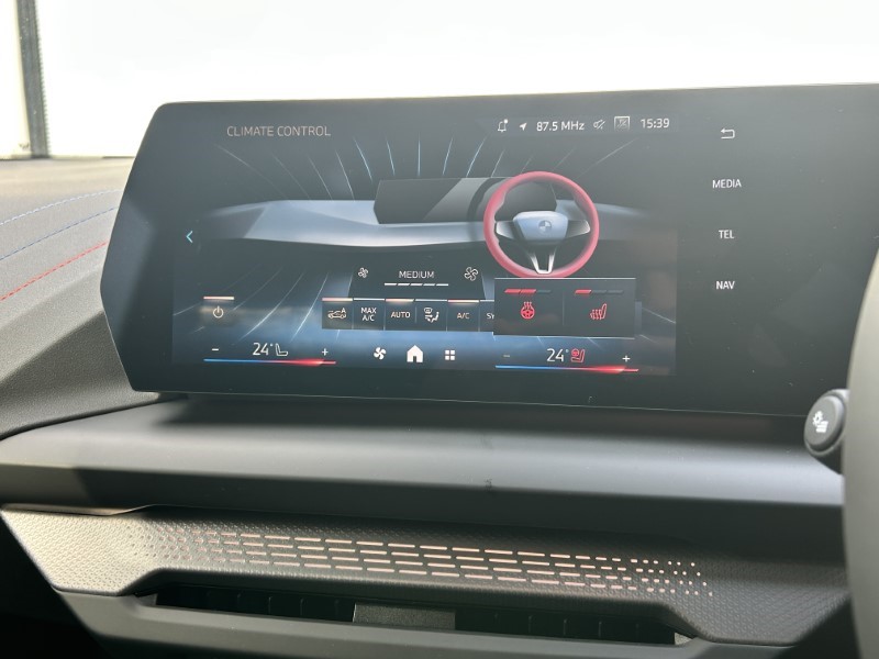 2025 (25) BMW 2 SERIES 220 M Sport 4dr Step Auto [Tech PLUS Pack] 3985725