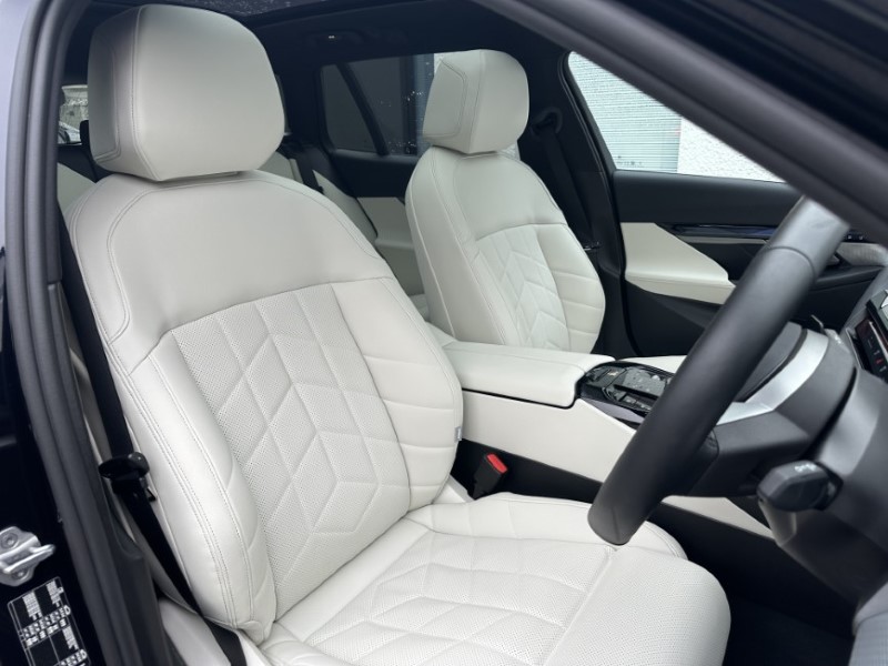 2025 (25) BMW I5 250kW eDrive40 M Sport 84kWh 5dr Auto [Tech PLUS/22kW] 4658967