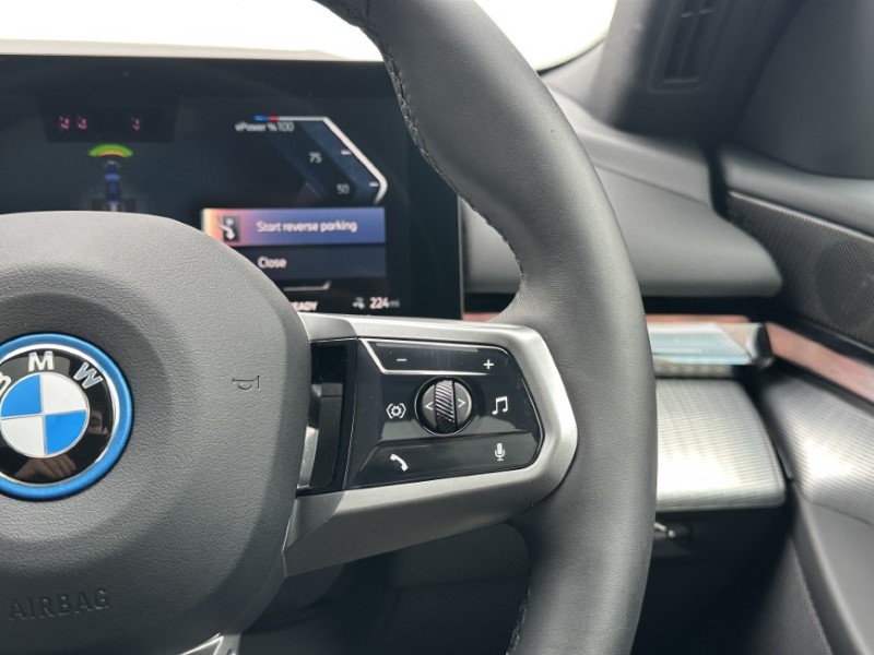 2025 (25) BMW I5 250kW eDrive40 M Sport 84kWh 5dr Auto [Tech PLUS/22kW] 4659013