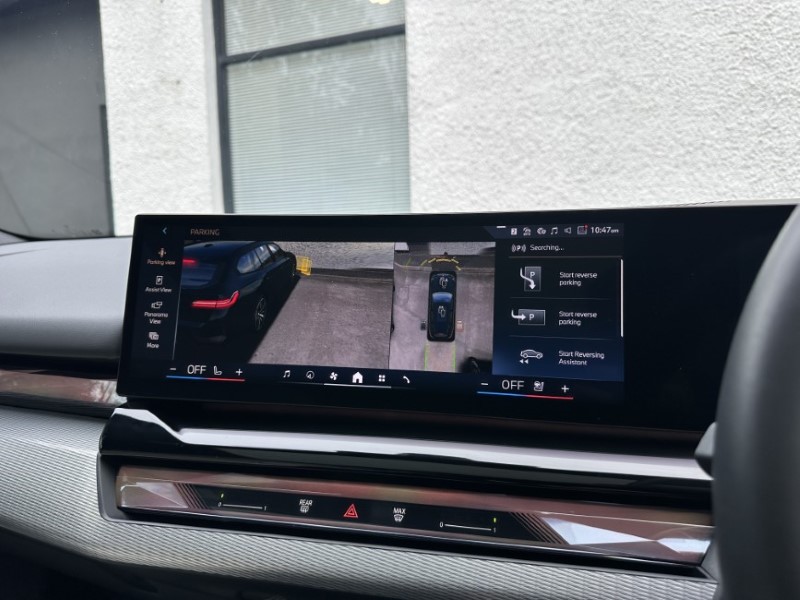 2025 (25) BMW I5 250kW eDrive40 M Sport 84kWh 5dr Auto [Tech PLUS/22kW] 4659004