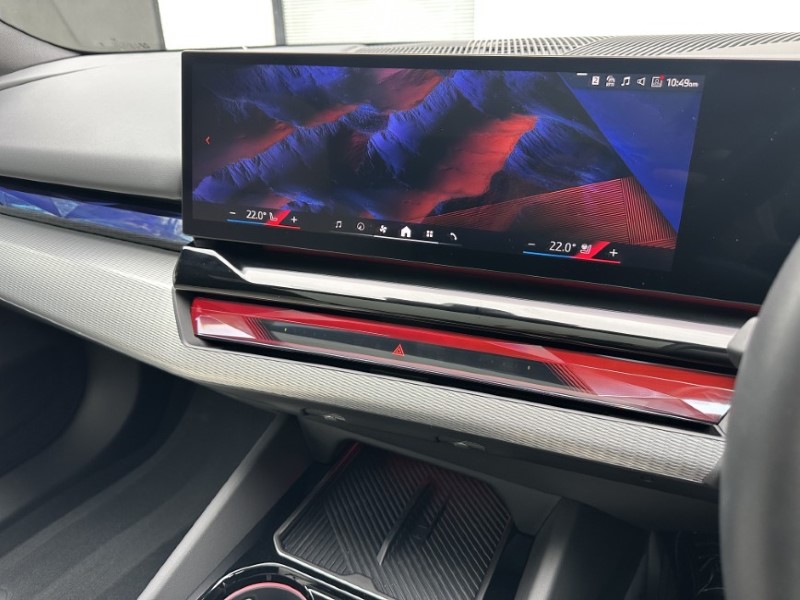 2025 (25) BMW I5 250kW eDrive40 M Sport 84kWh 5dr Auto [Tech PLUS/22kW] 4658963