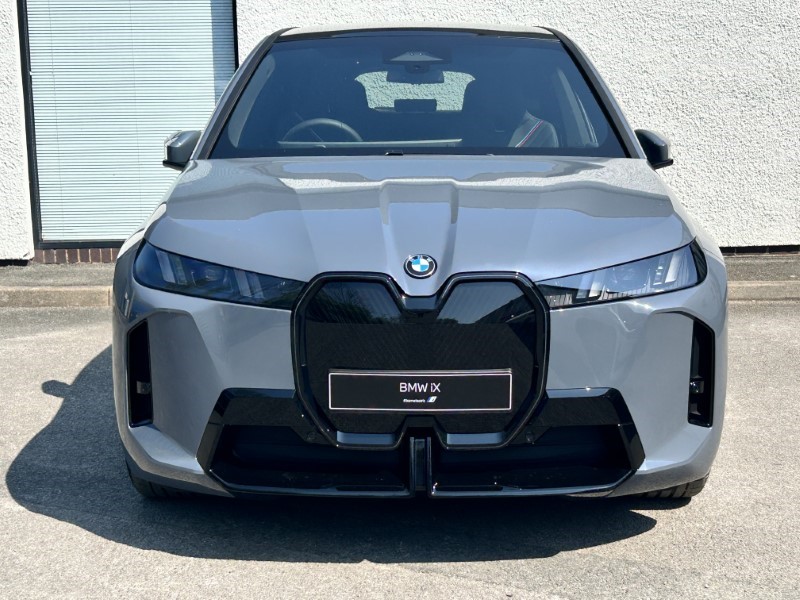 2025 (25) BMW iX 300kW xDrive45 M Sport 101kWh 5dr Auto [Skylounge] 4190345