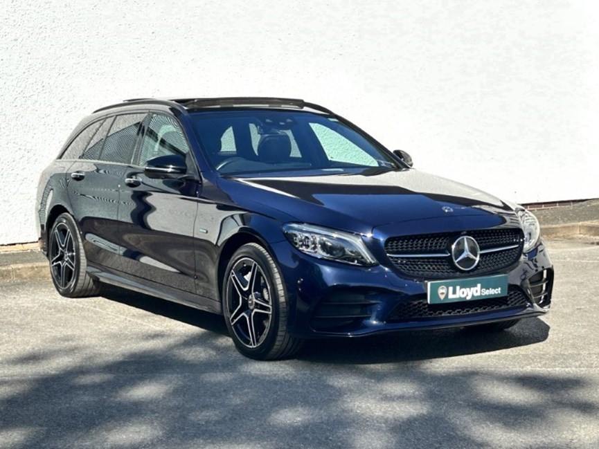 2021 (21) MERCEDES-BENZ C CLASS C300e AMG Line Night Ed Premium Plus 5dr 9G-Tronic