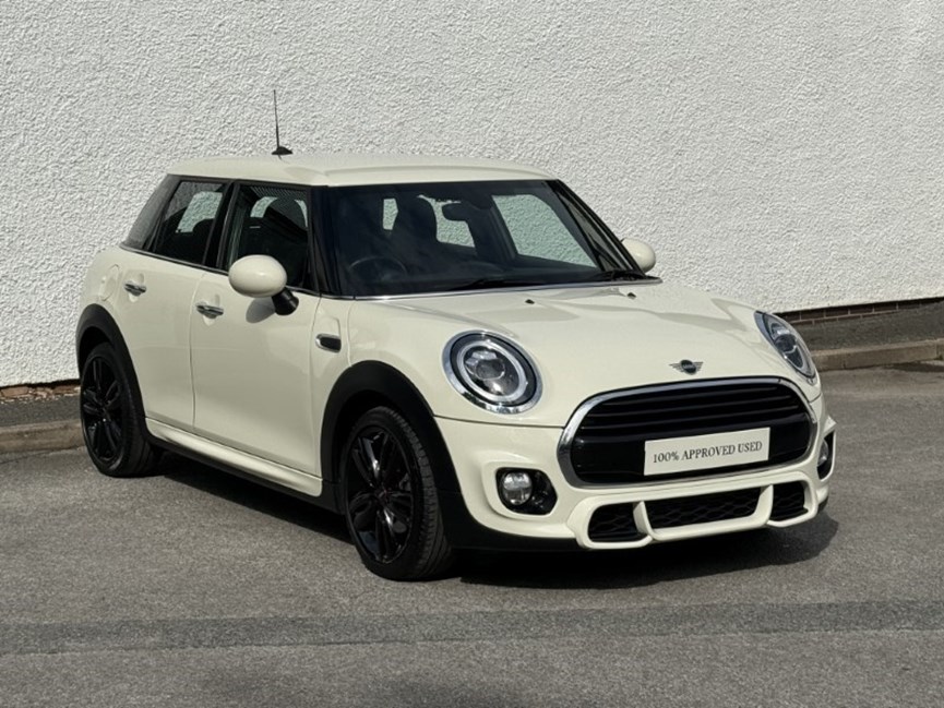 2019 (19) MINI HATCHBACK 1.5 Cooper Sport II 5dr