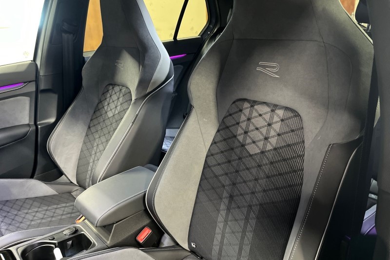 2023 (23) VOLKSWAGEN GOLF 1.5 eTSI 150 R-Line 5dr DSG 3481389