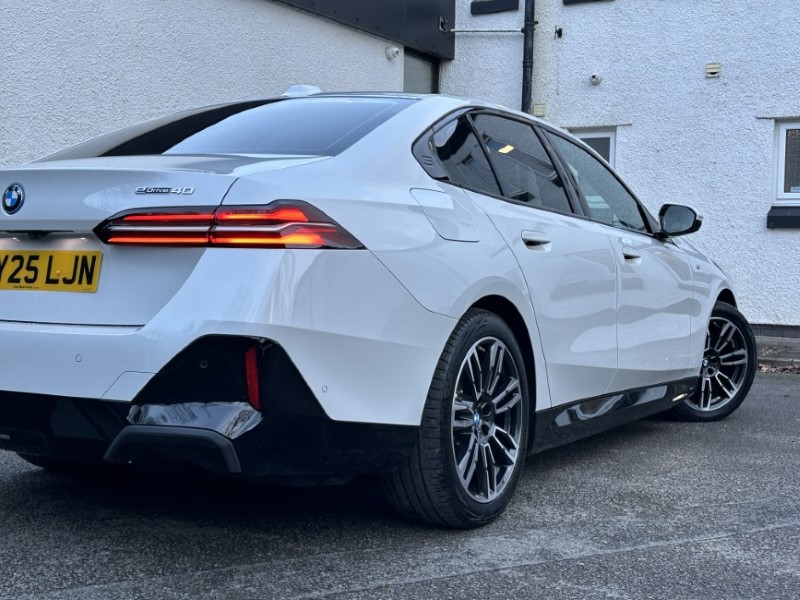 2025 (25) BMW I5 250kW eDrive40 M Sport 84kWh 4dr Auto [22kWCh] 5002306