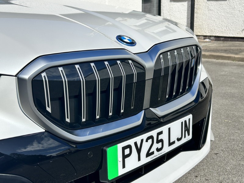 2025 (25) BMW I5 250kW eDrive40 M Sport 84kWh 4dr Auto [22kWCh] 4431009