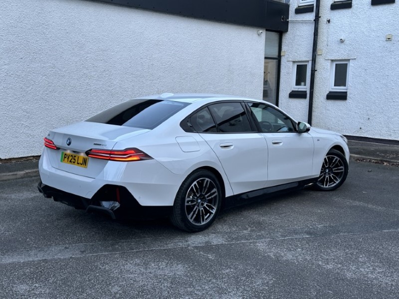 2025 (25) BMW I5 250kW eDrive40 M Sport 84kWh 4dr Auto [22kWCh] 5002304