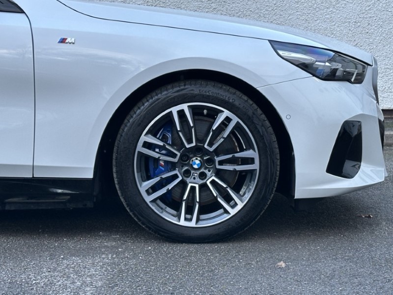 2025 (25) BMW I5 250kW eDrive40 M Sport 84kWh 4dr Auto [22kWCh] 5002302