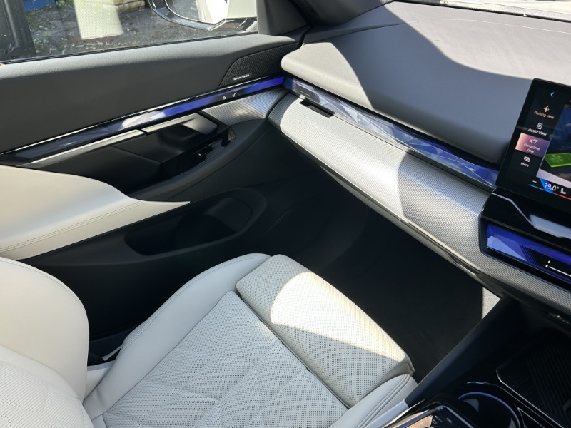 2025 (25) BMW I5 250kW eDrive40 M Sport 84kWh 4dr Auto [22kWCh] 4430999