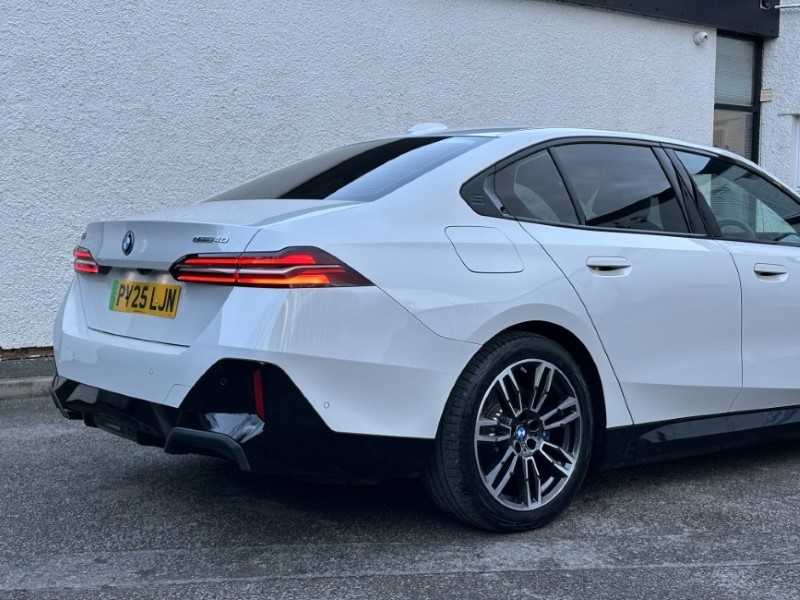 2025 (25) BMW I5 250kW eDrive40 M Sport 84kWh 4dr Auto [22kWCh] 5002305