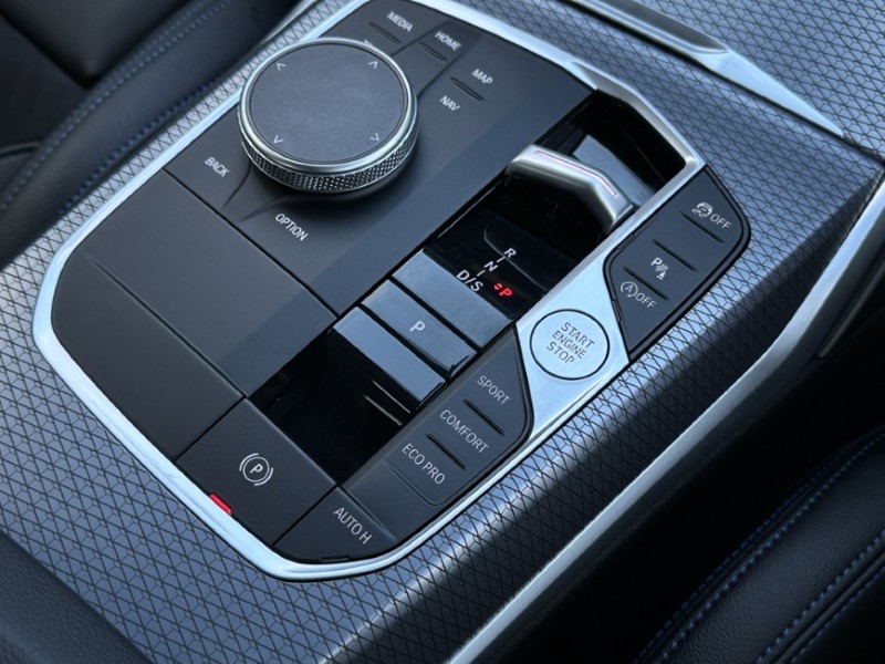 2024 (74) BMW 3 SERIES 320i M Sport 4dr Step Auto 4925604