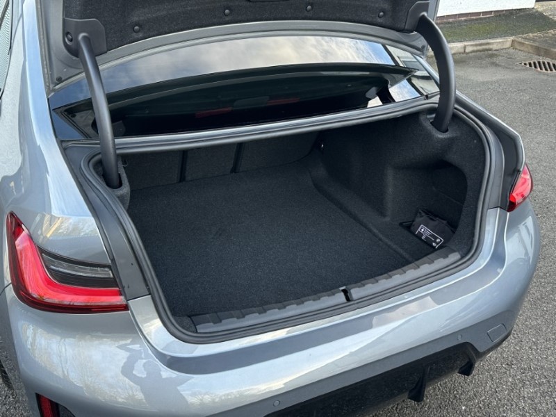 2024 (74) BMW 3 SERIES 320i M Sport 4dr Step Auto 4925613