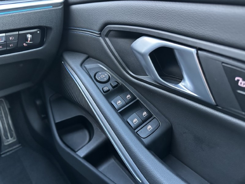 2024 (74) BMW 3 SERIES 320i M Sport 4dr Step Auto 4925606