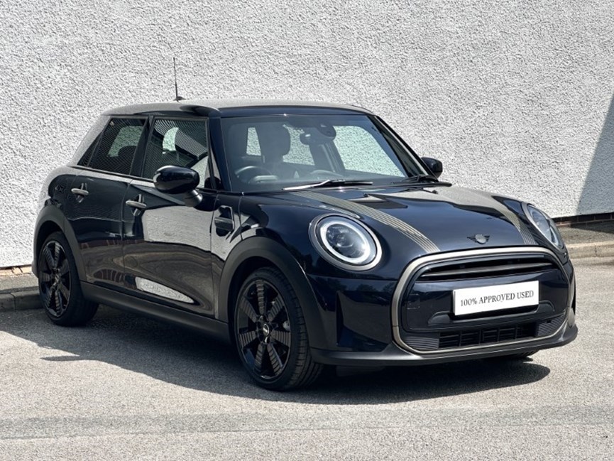 2023 (23) MINI HATCHBACK 1.5 Cooper Resolute Edition Premium 5dr