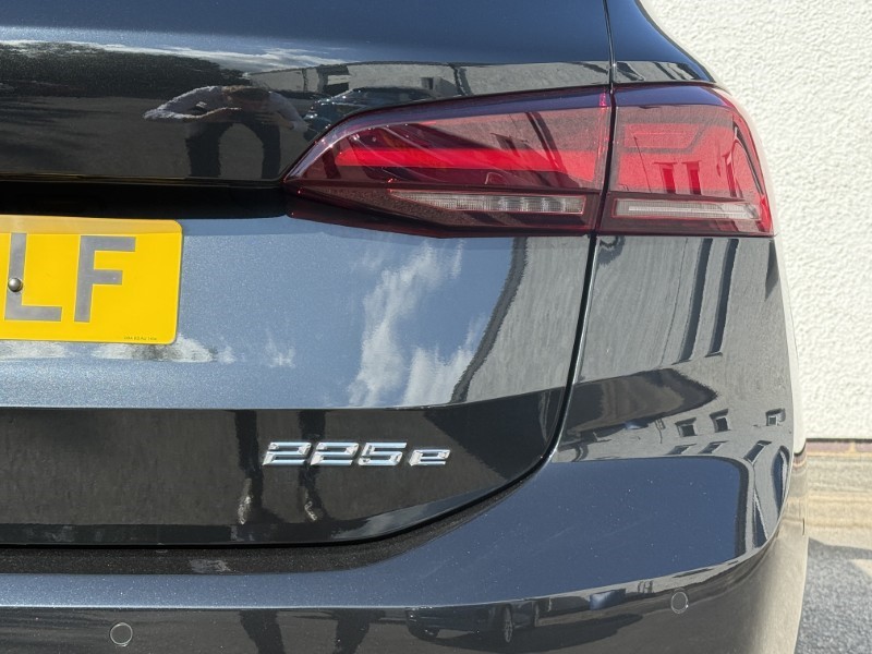 2025 (25) BMW 2 SERIES 225e xDrive Luxury 5dr DCT 4466995