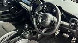 2021 (71) MINI HATCHBACK 1.5 Cooper Sport 3dr Auto 4513764
