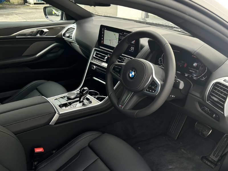 2025 (75) BMW 8 SERIES 840i M Sport 2dr Auto 4510855