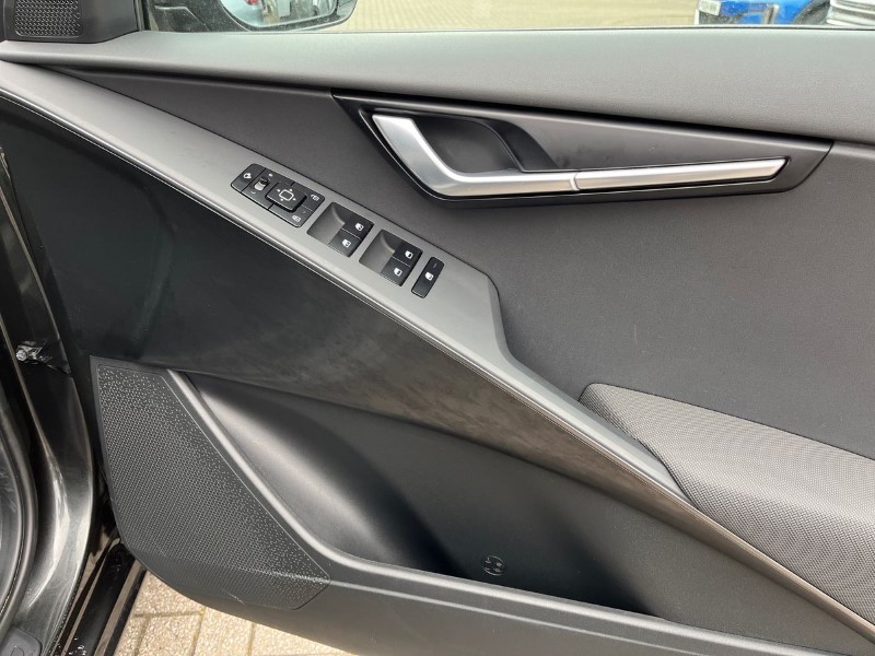 2023 (73) KIA NIRO 150kW 3 64kWh 5dr Auto 3413920