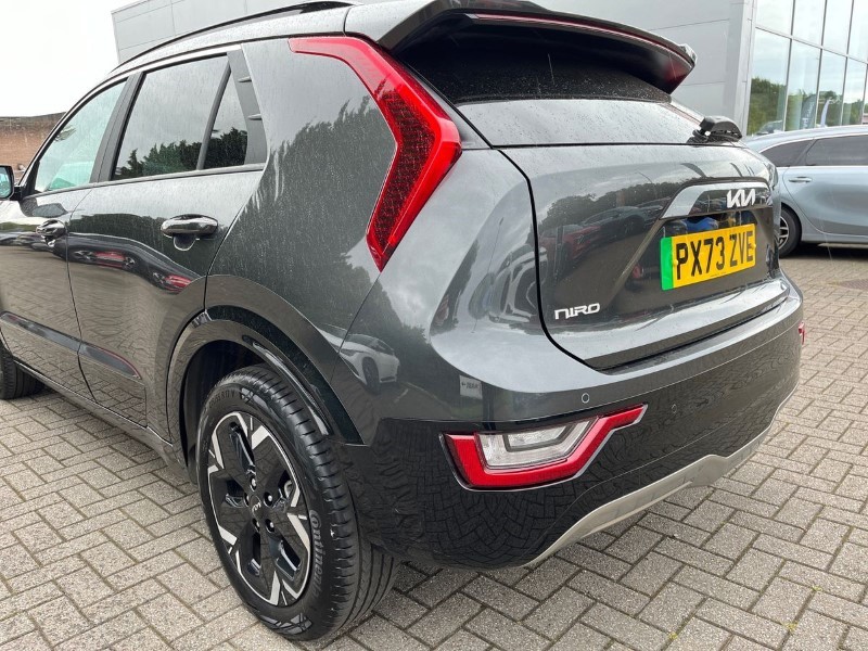 2023 (73) KIA NIRO 150kW 3 64kWh 5dr Auto 3413950