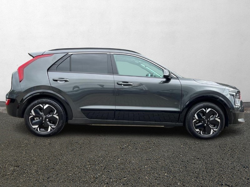 2023 (73) KIA NIRO 150kW 3 64kWh 5dr Auto 3413914
