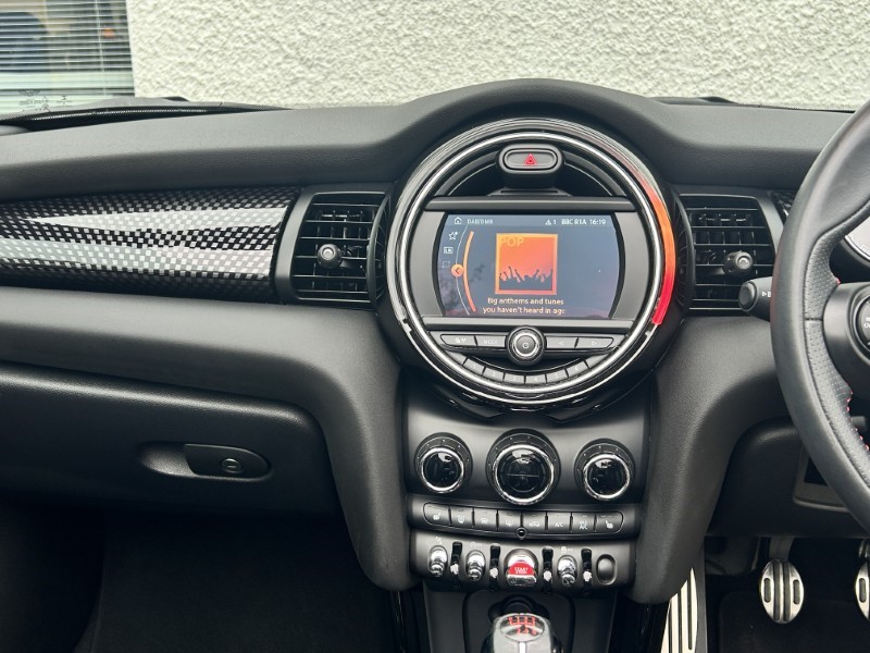 2020 (20) MINI CONVERTIBLE 2.0 Cooper S Sport II 2dr 4623679