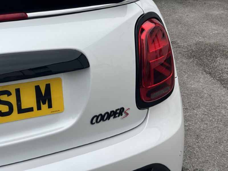 2023 (73) MINI CONVERTIBLE 2.0 Cooper S Sport Premium 2dr 4610322