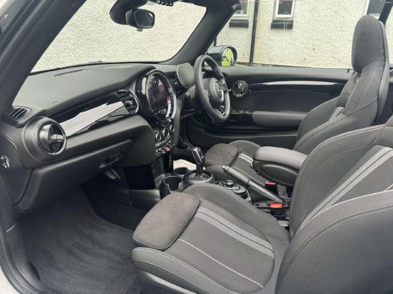 2023 (73) MINI CONVERTIBLE 2.0 Cooper S Sport Premium 2dr 4610324