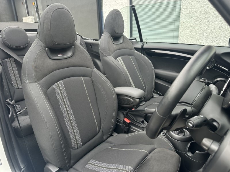 2023 (73) MINI CONVERTIBLE 2.0 Cooper S Sport Premium 2dr 4610331