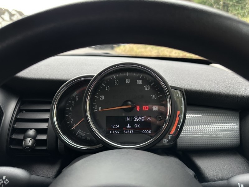 2019 (19) MINI HATCHBACK 1.5 Cooper Classic II 3dr 4932174