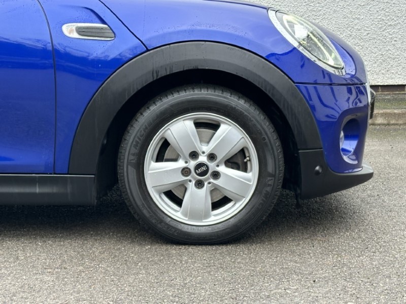 2019 (19) MINI HATCHBACK 1.5 Cooper Classic II 3dr 4932152