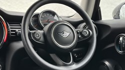 2019 (19) MINI HATCHBACK 1.5 Cooper Classic II 3dr 4932149